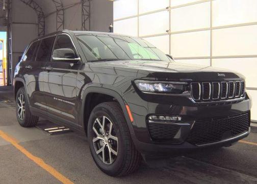 Rocky Mountain Pearlcoat 2024 Jeep Grand Cherokee Limited