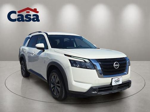 Pearl White Tricoat 2024 Nissan Pathfinder SV FWD