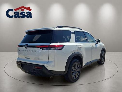 Pearl White Tricoat 2024 Nissan Pathfinder SV FWD
