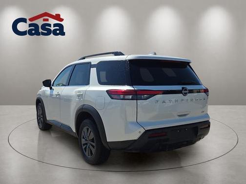 Pearl White Tricoat 2024 Nissan Pathfinder SV FWD