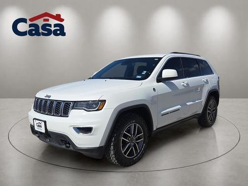 Bright White Clearcoat 2020 Jeep Grand Cherokee Laredo