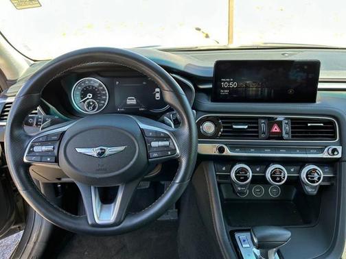 2023 Genesis G70 2.0T AWD