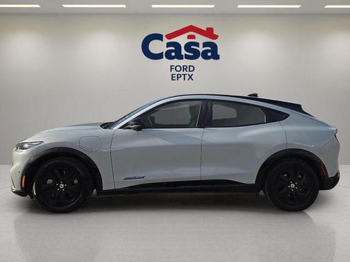 2022 Ford Mustang Mach-E California Route 1