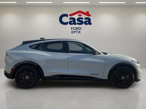 2022 Ford Mustang Mach-E California Route 1