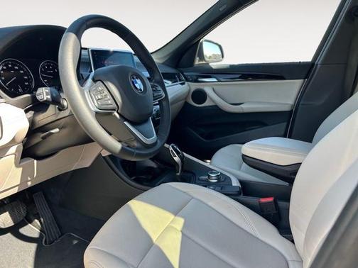 2022 BMW X1 xDrive28i