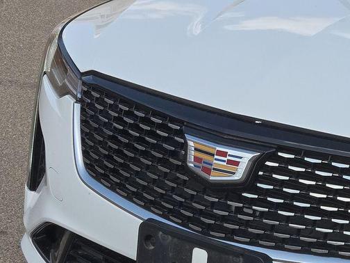 2024 Cadillac CT4 Luxury