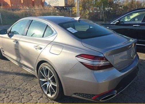 2025 Genesis G70 2.5T RWD