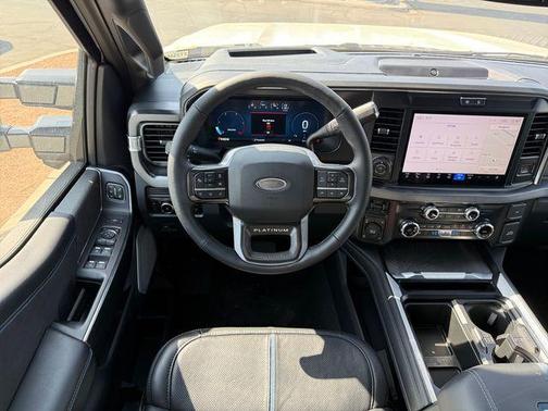 2025 Ford F-250 Platinum