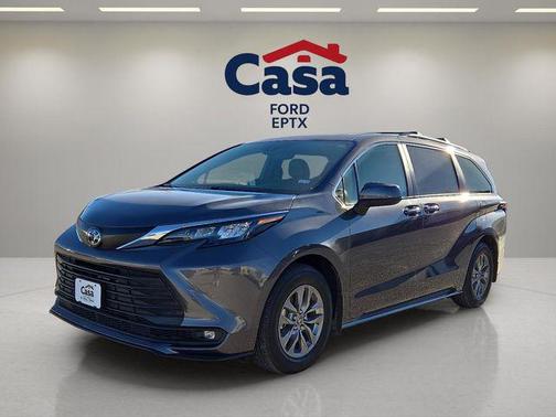 2025 Toyota Sienna XLE 7 Passenger