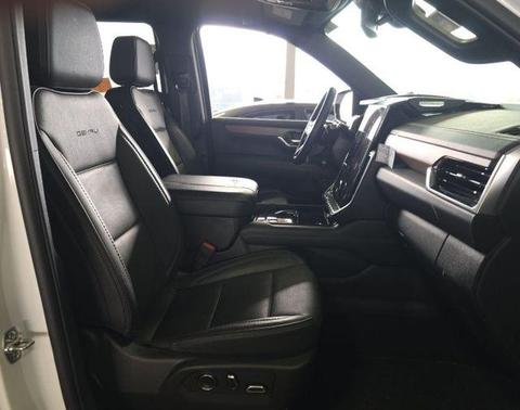 Oxford White 2025 Ford Bronco Big Bend