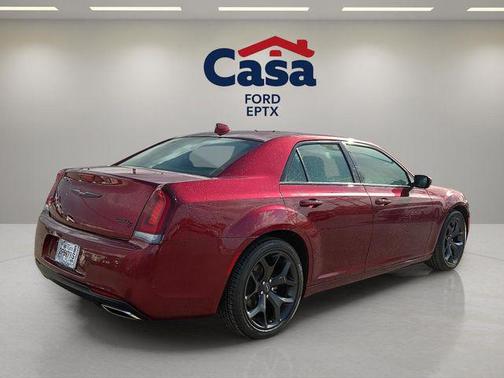 2022 Chrysler 300 S