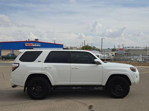 2022 Toyota 4Runner SR5 Premium