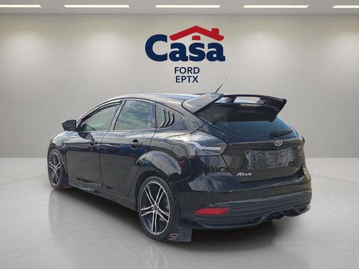 2018 Ford Focus ST