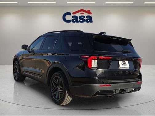 Black Metallic 2025 Ford Explorer ST-Line