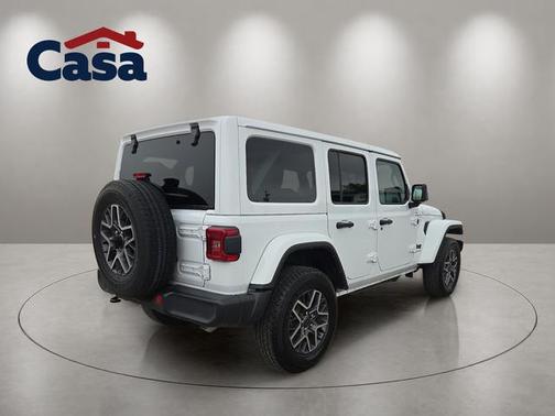 Bright White Clearcoat 2025 Jeep Wrangler 4-Door Sahara 4x4
