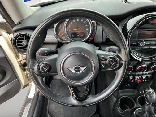 2015 MINI Hardtop Cooper