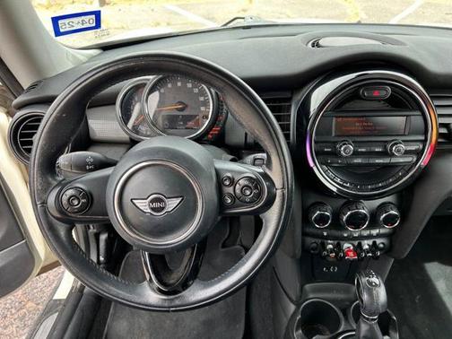 2015 MINI Hardtop Cooper
