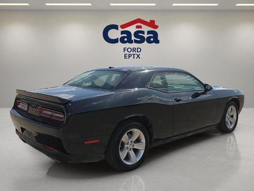 2023 Dodge Challenger SXT