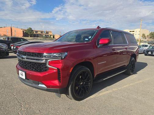 2023 Chevrolet Suburban LS