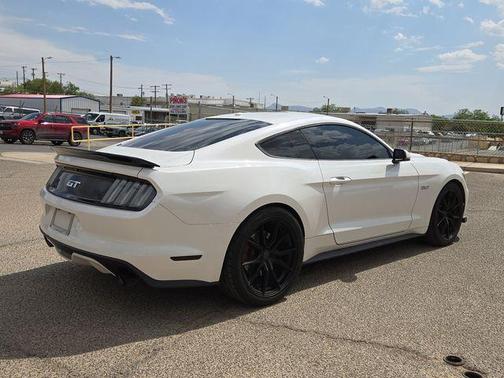2017 Ford Mustang GT Premium