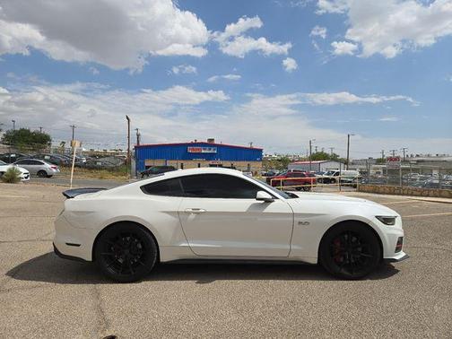 2017 Ford Mustang GT Premium