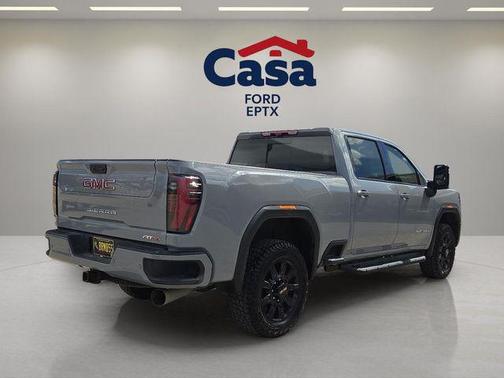 2024 GMC Sierra 2500 AT4