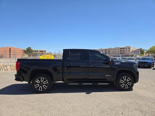 Onyx Black 2023 GMC Sierra 1500 AT4