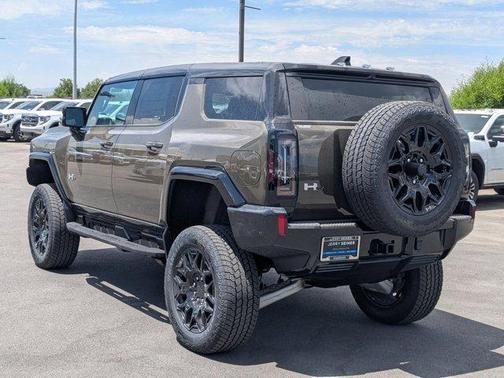 Deep 2025 GMC HUMMER EV SUV 2X