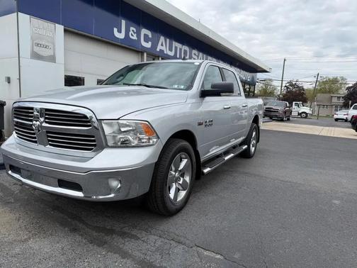 Bright Silver Metallic Clearcoat 2015 RAM 1500 Big Horn
