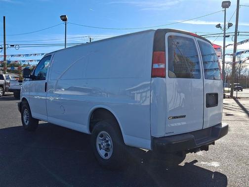 2022 Chevrolet Express 3500 RWD 3500 Regular Wheelbase WT
