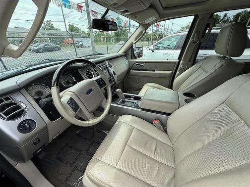 Tuxedo Black Metallic 2014 Ford Expedition Limited