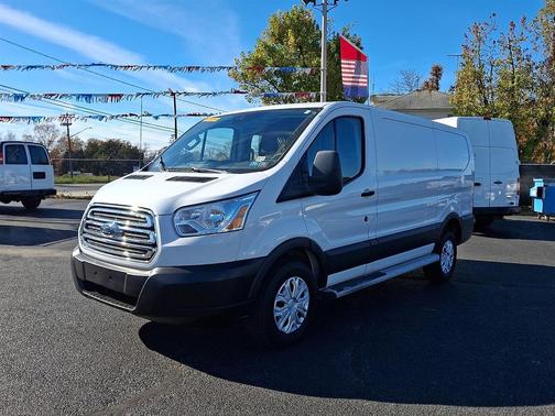 2018 Ford Transit-250 Base