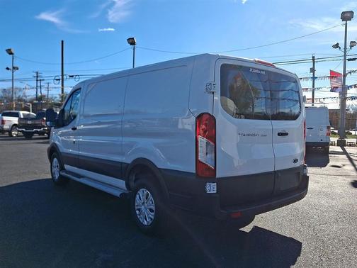 2018 Ford Transit-250 Base