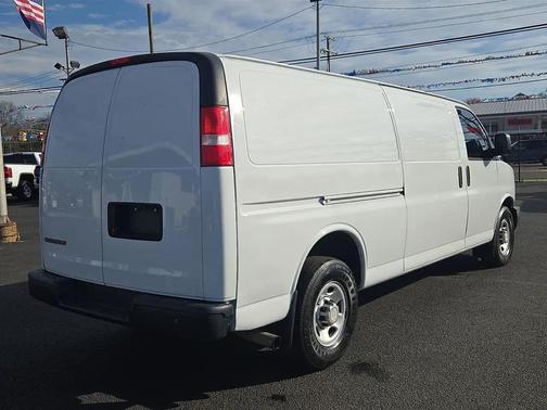 2017 Chevrolet Express 3500 Work Van