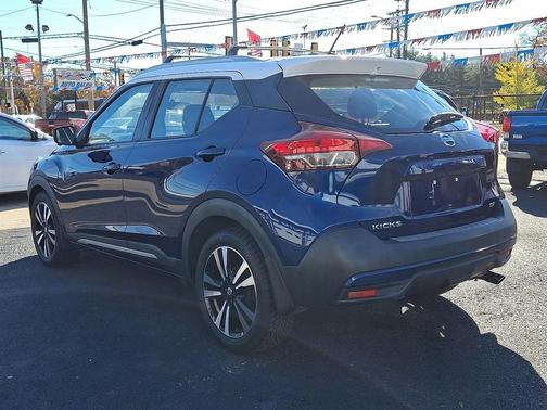 2018 Nissan Kicks SR
