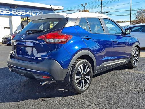 2018 Nissan Kicks SR