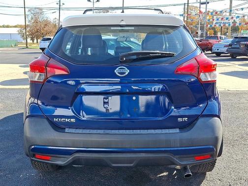 2018 Nissan Kicks SR