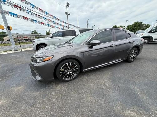 Predawn Gray Mica 2018 Toyota Camry LE