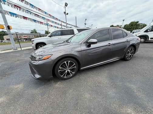 Predawn Gray Mica 2018 Toyota Camry LE