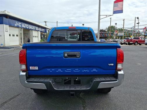 2017 Toyota Tacoma SR5