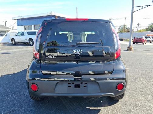 2017 Kia Soul Base