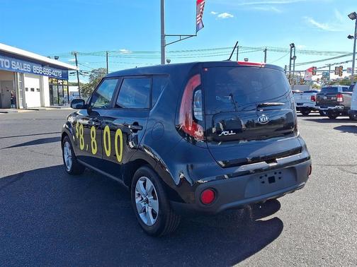 2017 Kia Soul Base