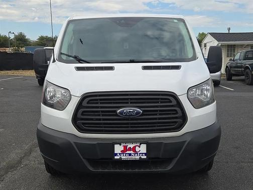 Oxford White 2017 Ford Transit-150 Base