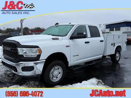 2022 RAM 2500 Tradesman Crew Cab 4x4 8' Box