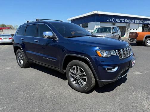 True Blue Pearlcoat 2017 Jeep Grand Cherokee Limited