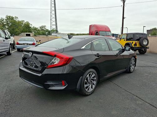 2018 Honda Civic EX