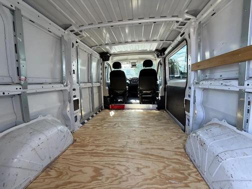 Bright White Clearcoat 2017 RAM ProMaster 1500 Low Roof