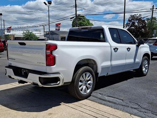 Summit White 2021 Chevrolet Silverado 1500 Custom