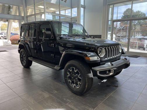 2025 Jeep Wrangler 4-Door Sahara 4x4
