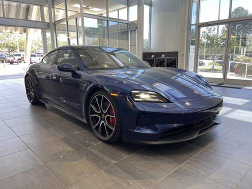 2025 Porsche Taycan 4S